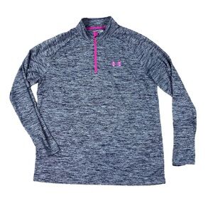 Woman’s Under Armour long sleeve 1/2 zip top size L
